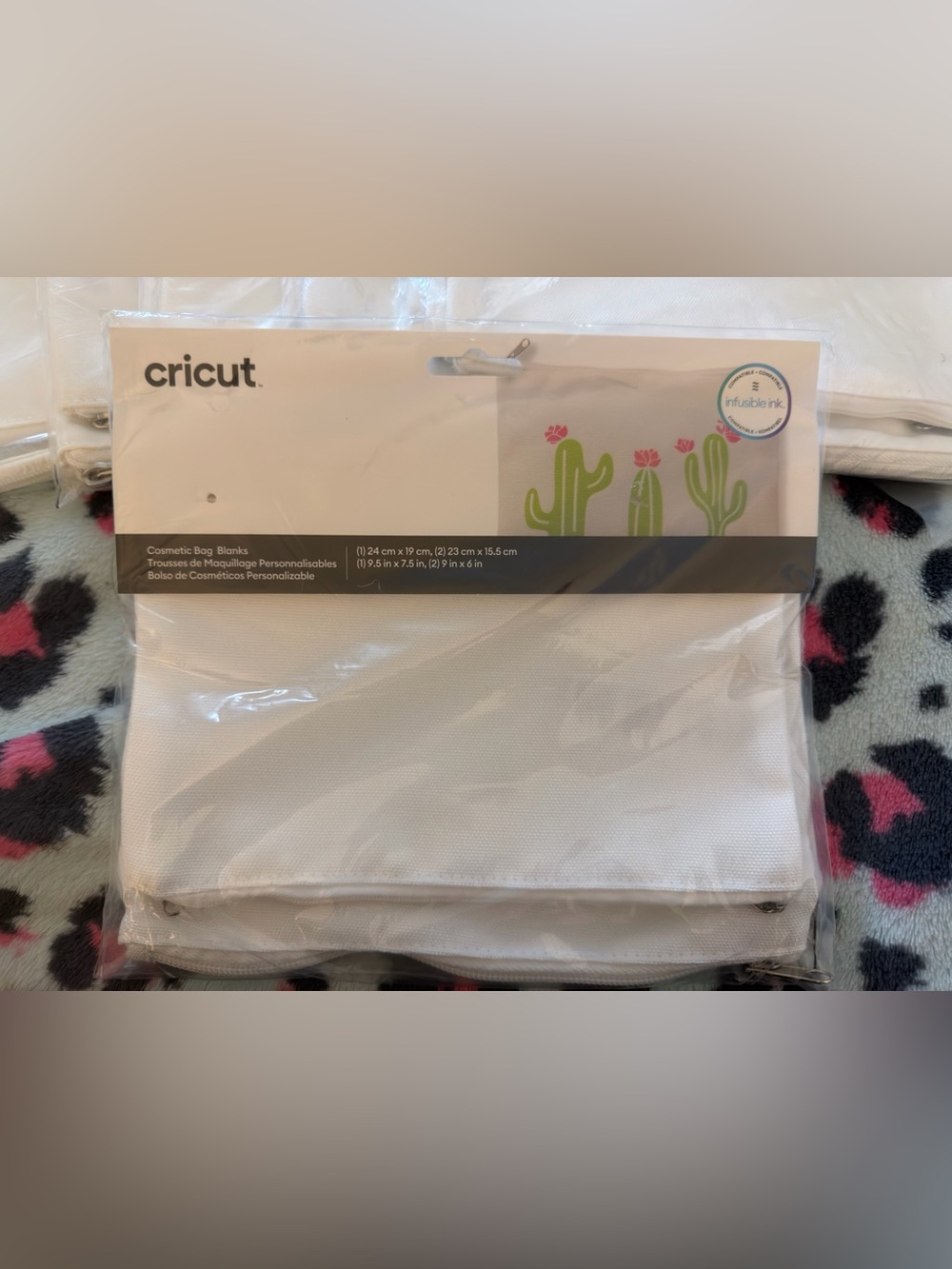 6 packs of 3 Cricut makeup bag blanks